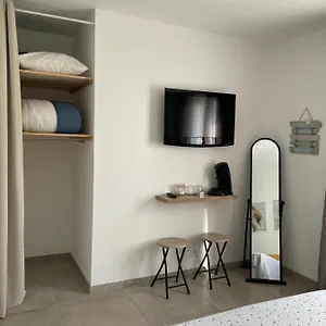 Avec Salle De Bain Privee Dans Avec Garage Couette-café